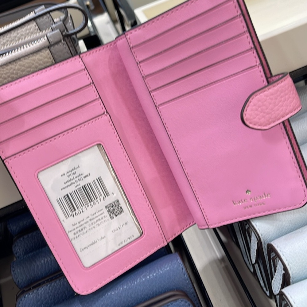 Kate Spade Lena Medium Bifold Wallet
Mandawilla
NWT - Picture 4 of 16